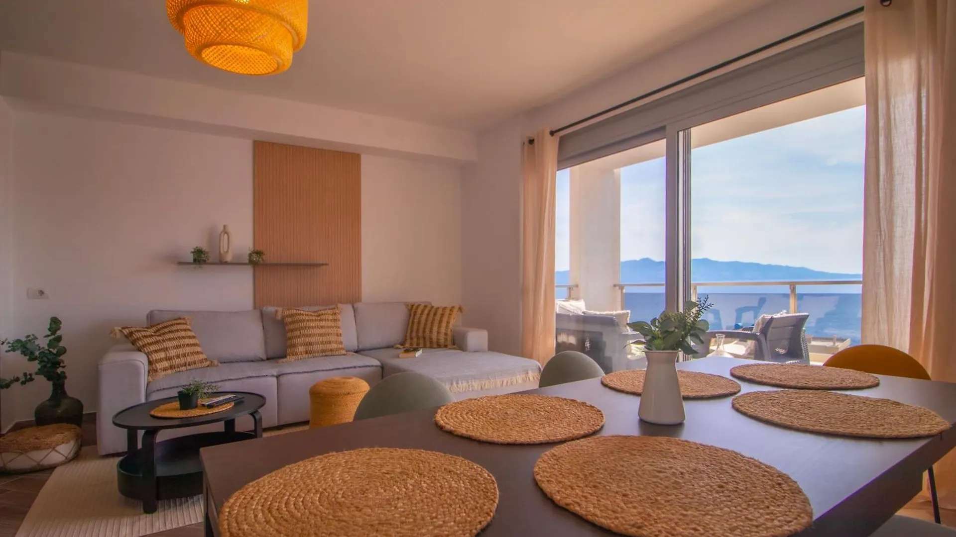Modern Central Seaview Apartment Saranda Albania