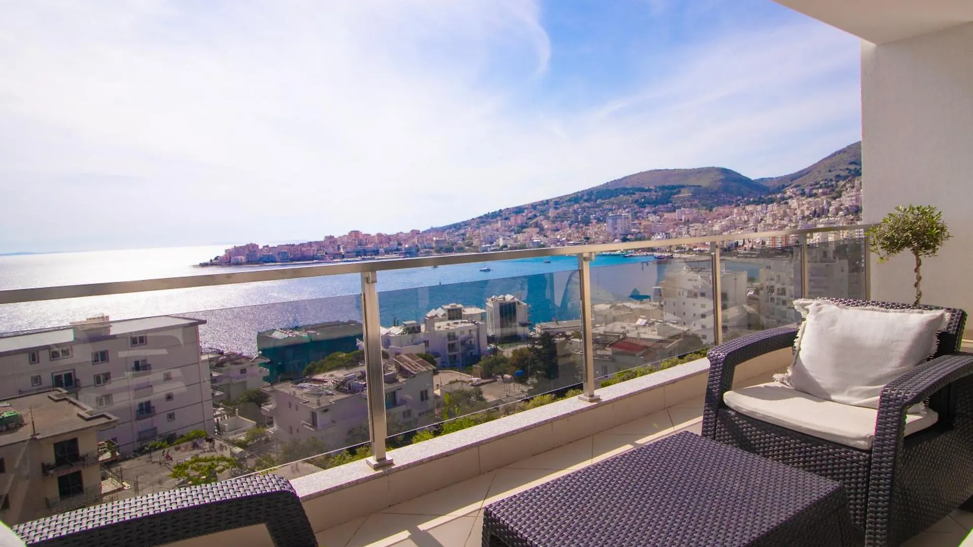Modern Central Seaview Apartment Saranda location